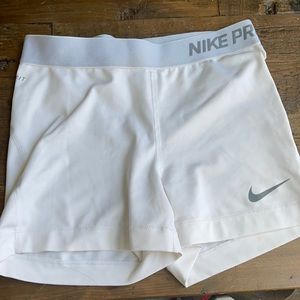 Nike Pro 3” shorts